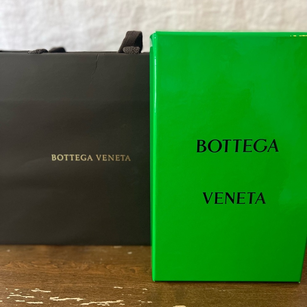 Bottega Veneta Bag & Box